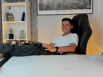 Stream thumbnail troy_evanss