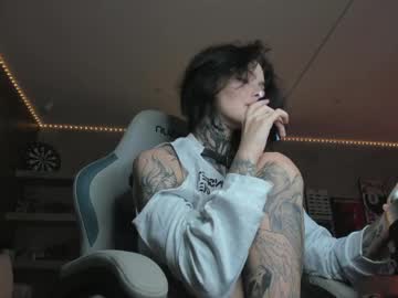 Stream thumbnail uwu_eva