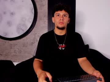 Stream thumbnail valentinoo_stonee