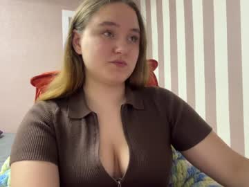 Stream thumbnail valvet_sky