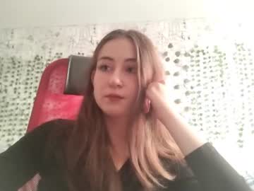 Stream thumbnail velunanova