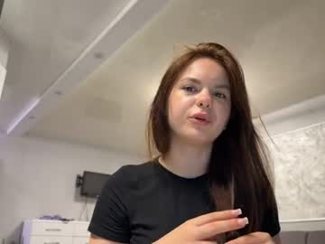 Stream thumbnail velvet_berry_