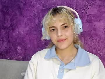 Stream thumbnail velvetmumble