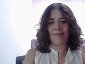 Stream thumbnail victoria25_meester