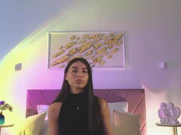 Stream thumbnail violetta_finch