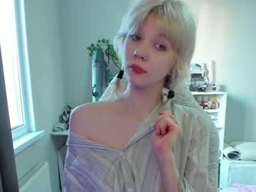 Stream thumbnail voguecaroline