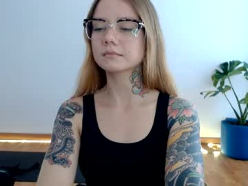 Stream thumbnail voyeurita