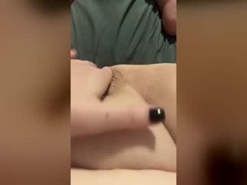 Stream thumbnail weezelouise