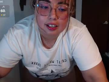 Stream thumbnail yini_angel07