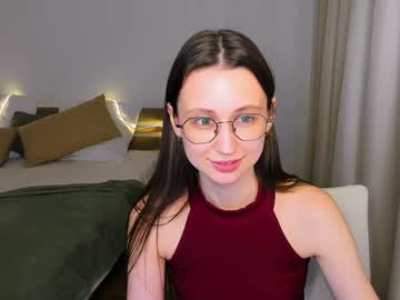 Stream thumbnail yourlovelystoryy