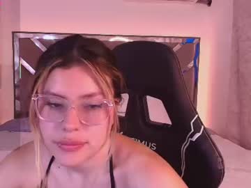 Stream thumbnail zaara_bloom