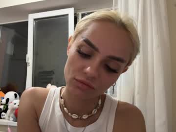 Stream thumbnail zenobiaromkema