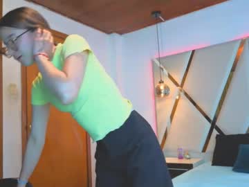 Stream thumbnail zoe_dear