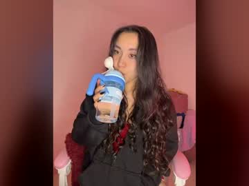 Stream thumbnail zoe_ray_y
