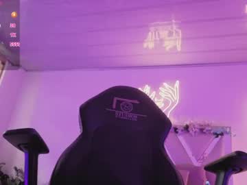 Stream thumbnail zury_tay